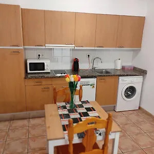 Mingu 1er Pis Apartamento Besalú