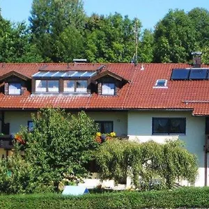 Evi Apartment
